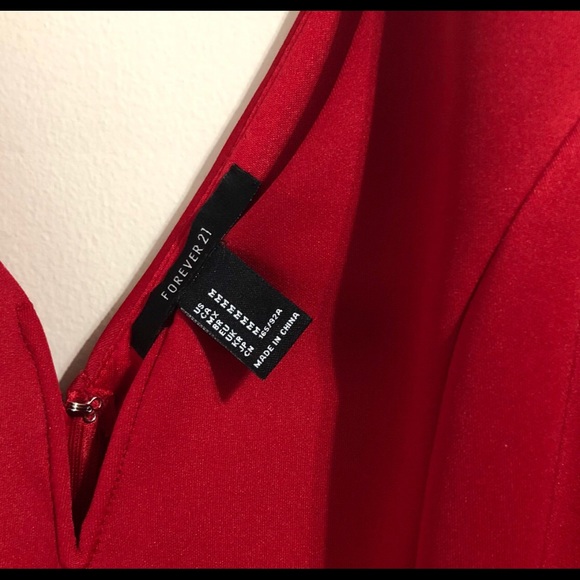 Red formal Dress From forever 21 ❤️ - Picture 2 of 2